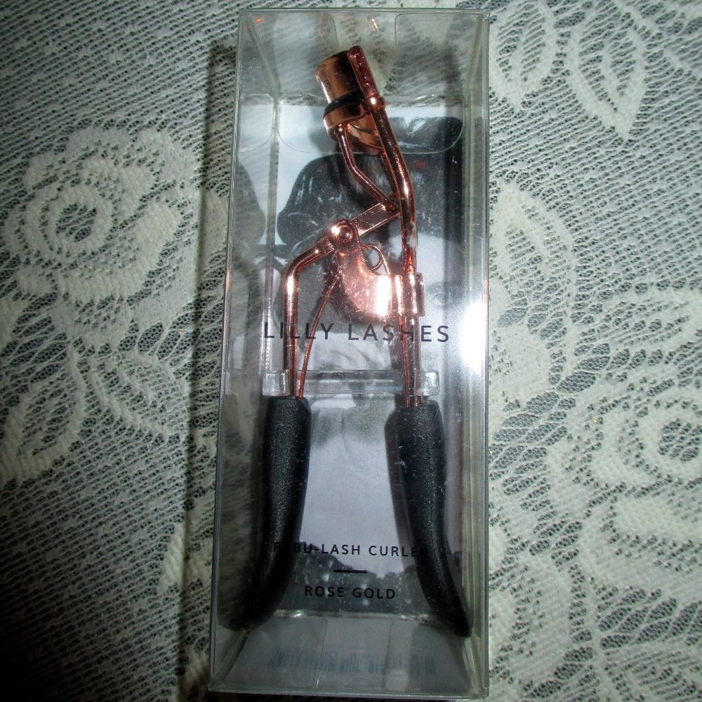 Lilly Lash Set - Picture 5 of 7